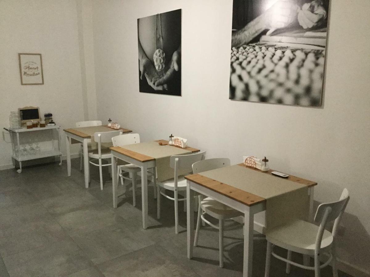 Aest Bed & Breakfast Lecce Exterior photo